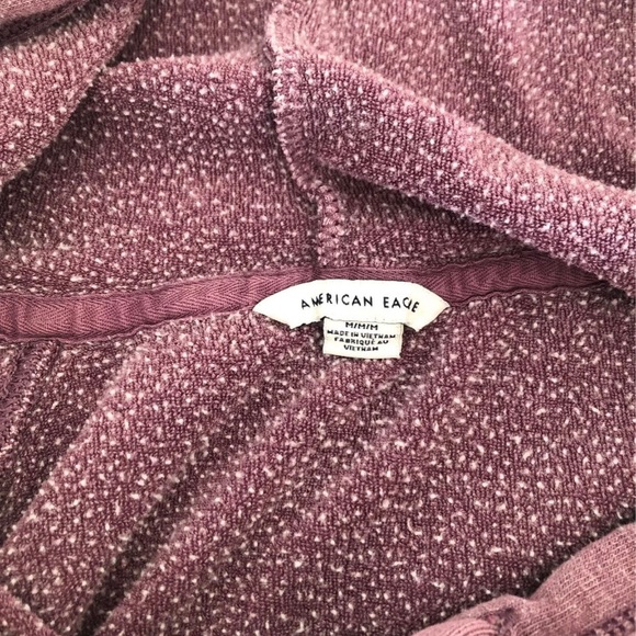 American eagle outfitters light weight maroon hoodie. - Picture 3 of 3